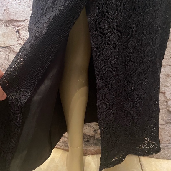 Nuit Black Lace Maxi Dress - Picture 10 of 11